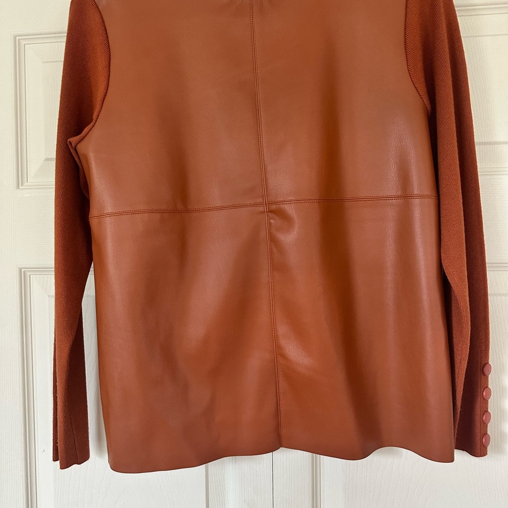 Sioni Brown Blouse with Modern Design
